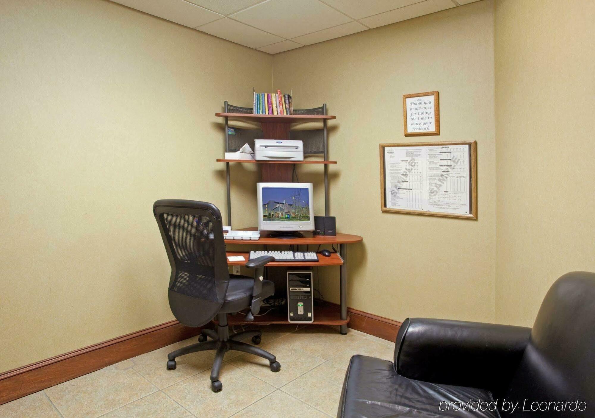 Holiday Inn Express Chapel Hill By Ihg Quarto foto